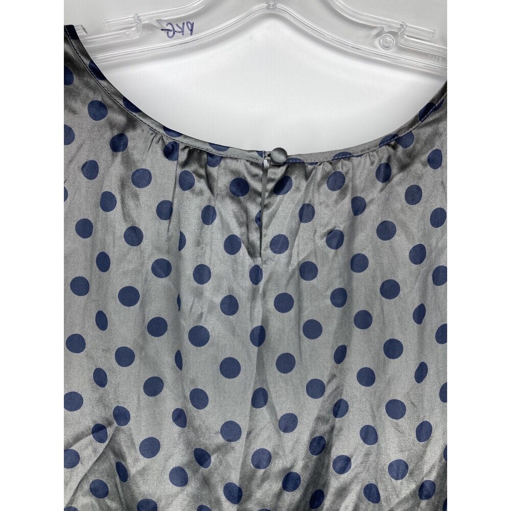 Banana Republic Silk Blouse Women Small Gray Navy Blue Polka Dots Cap Sleeve - Picture 5 of 5